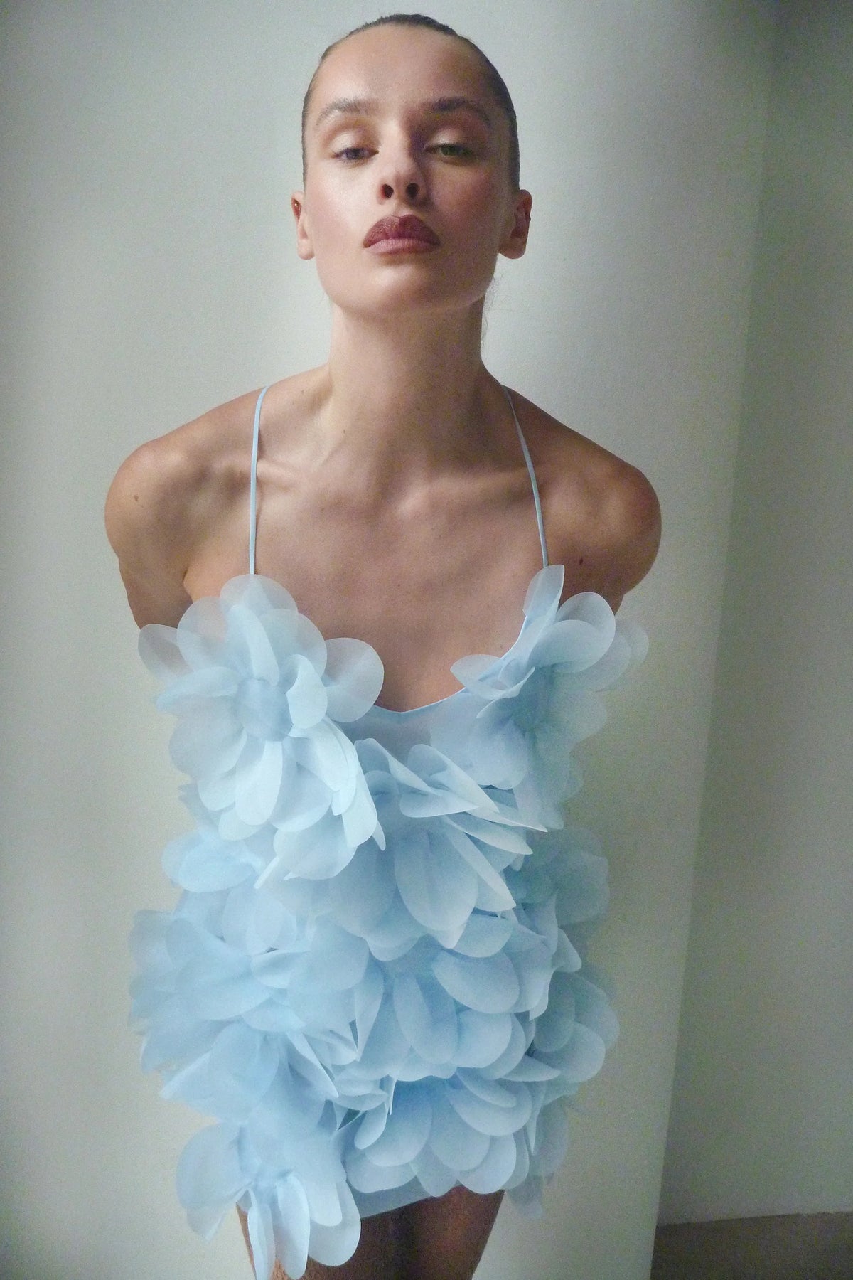 PEONY PASSION DRESS IN CRISP BLUE