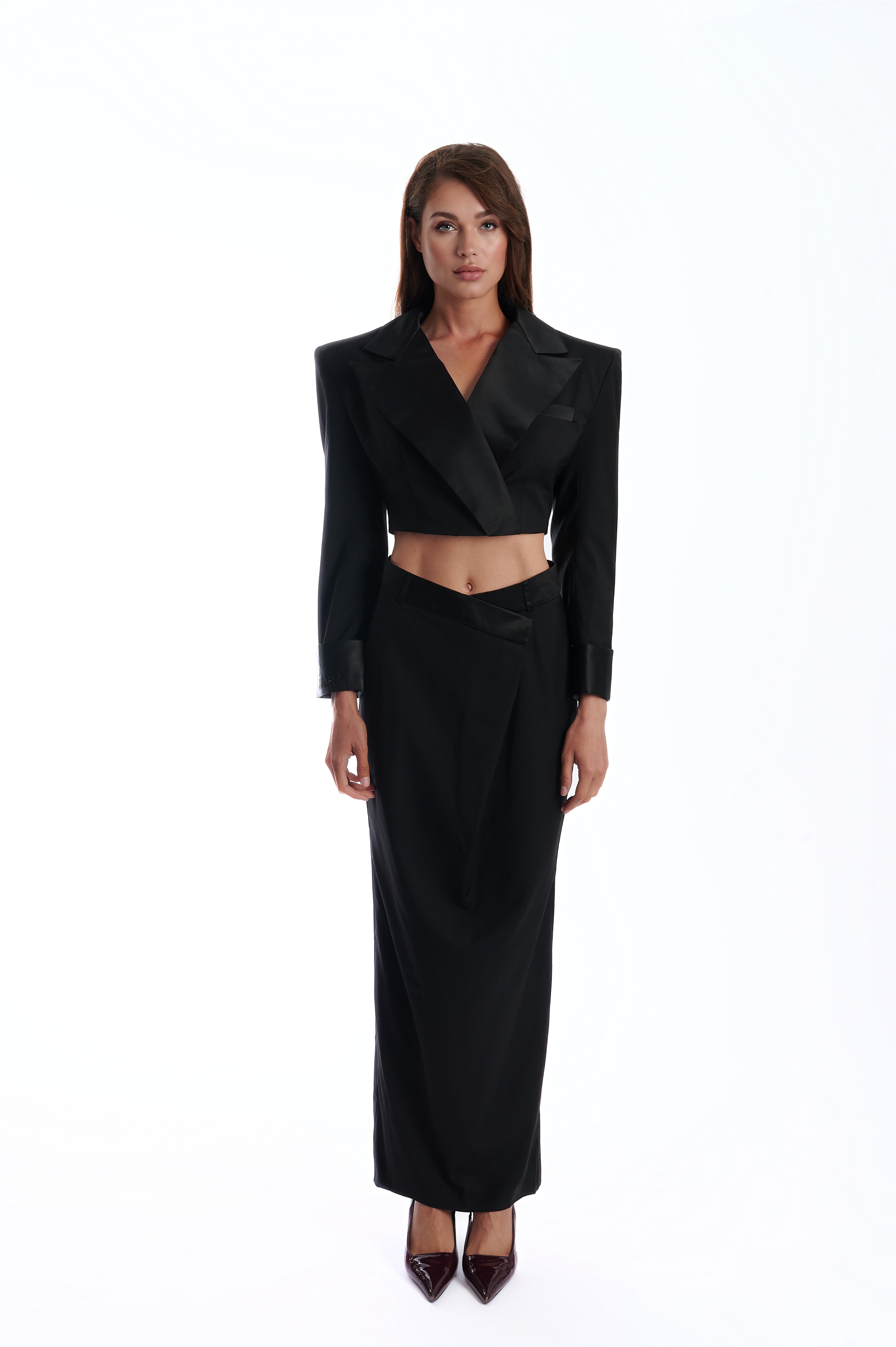 BLACK SUIT WITH MAXI SKIRT