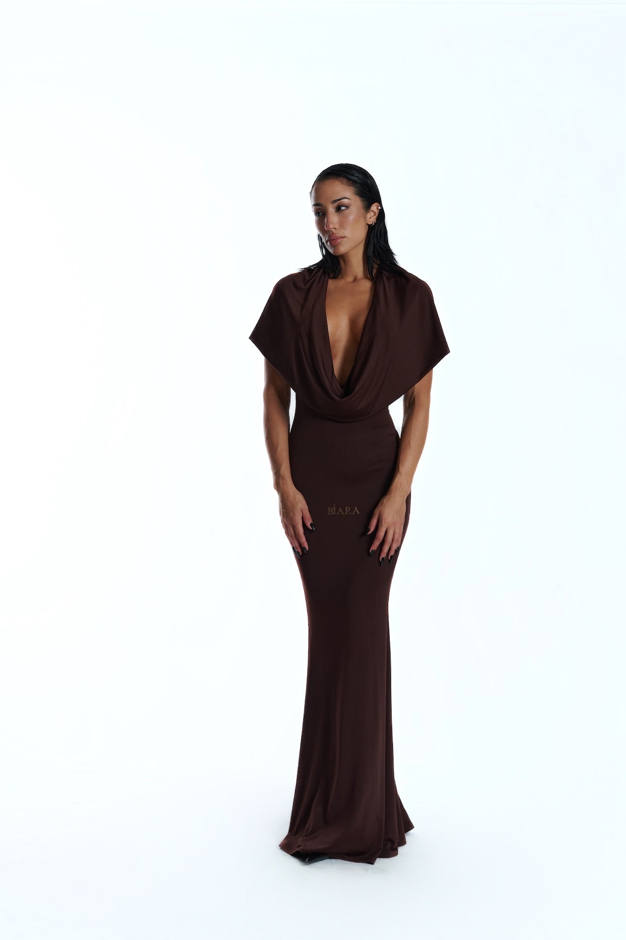 LONG DRESS WITH A HOOD