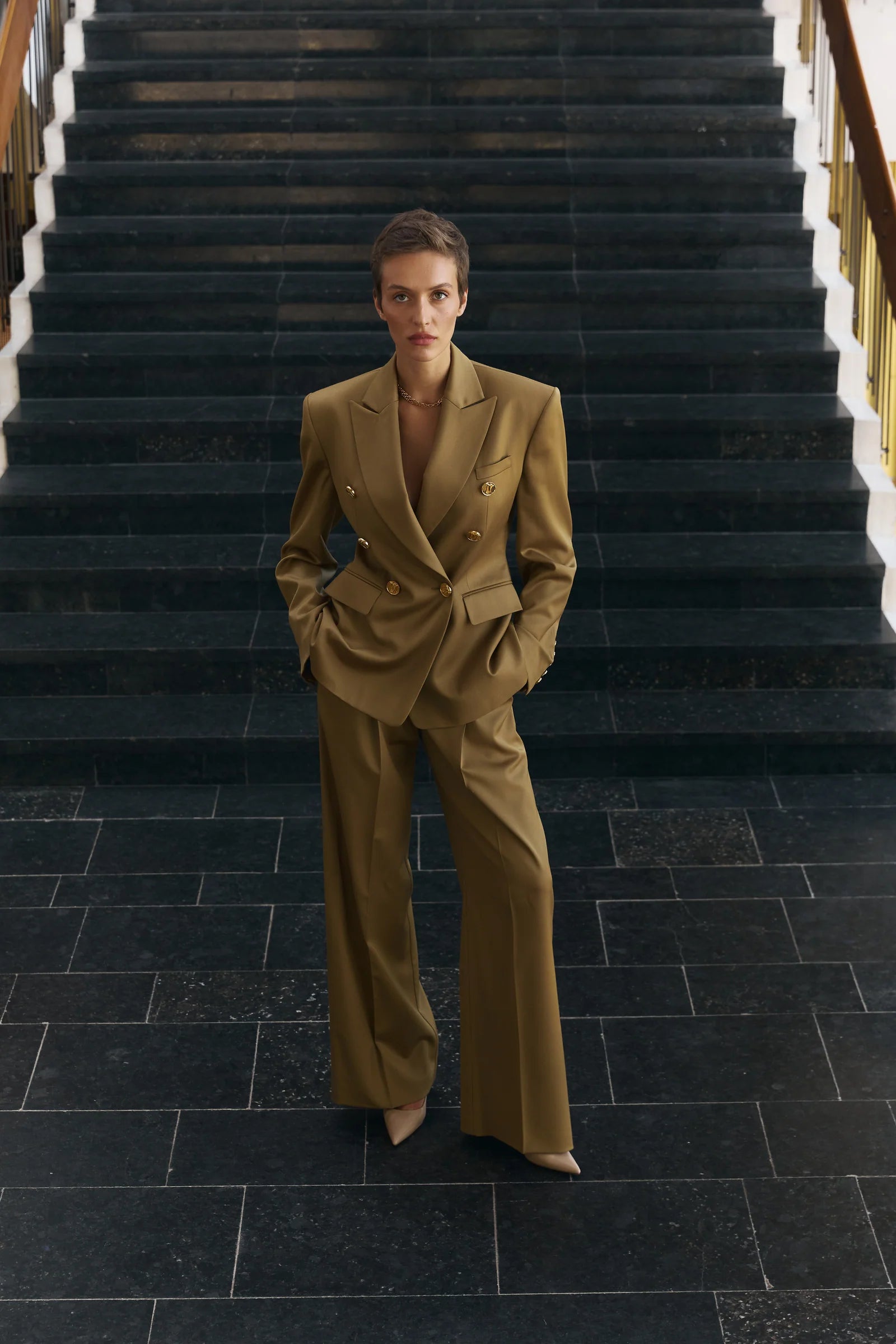 Timeless Blazer Chic Sage