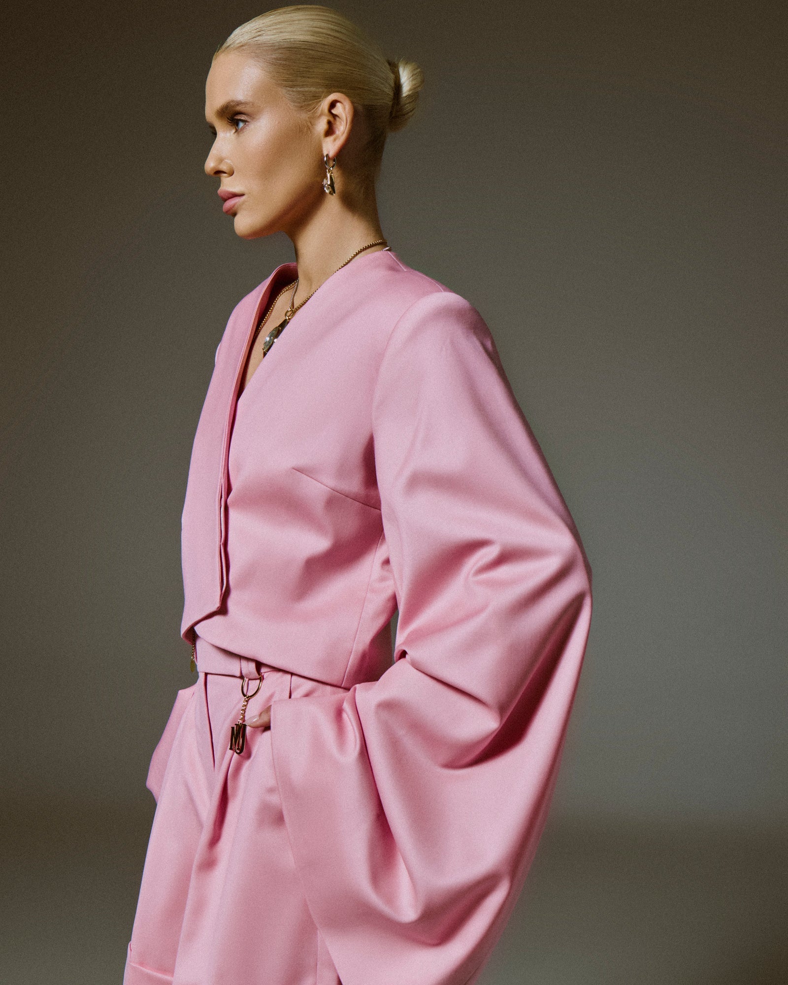 Flux Cropped Blazer in  Rouge