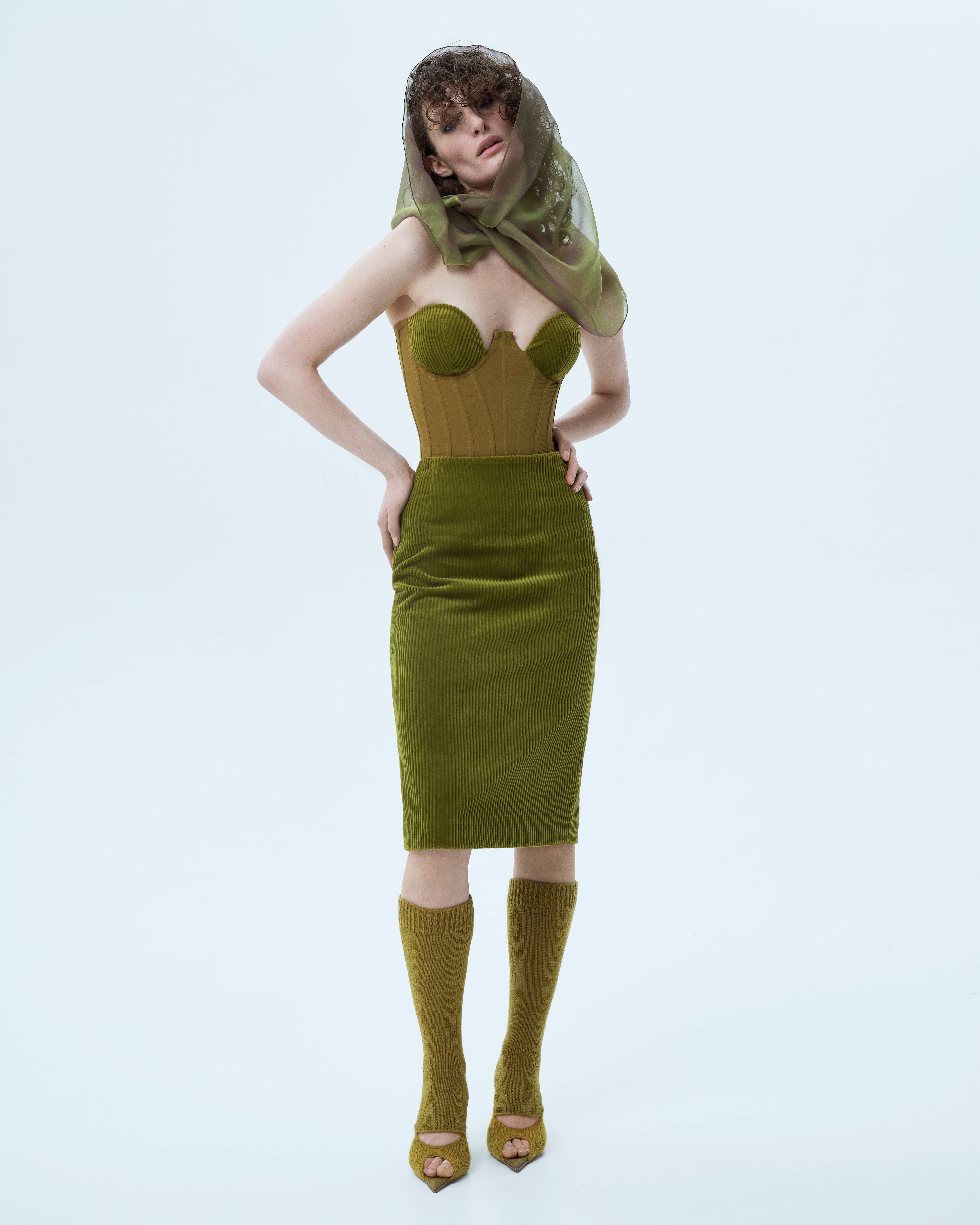 Intense Pistachio Courduroy skirt