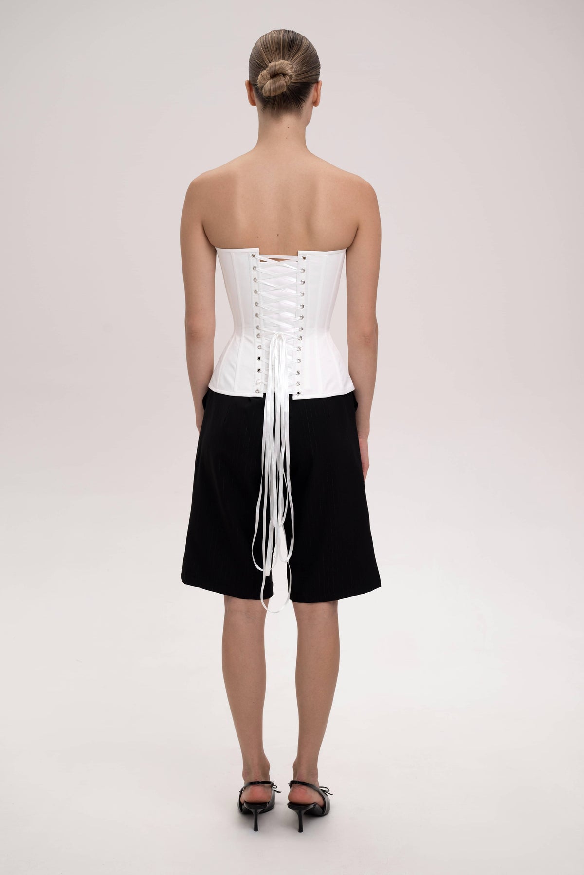 SATIN CORSET WITH CUPS
