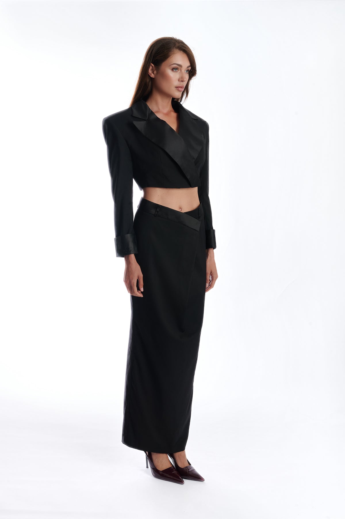 BLACK SUIT WITH MAXI SKIRT