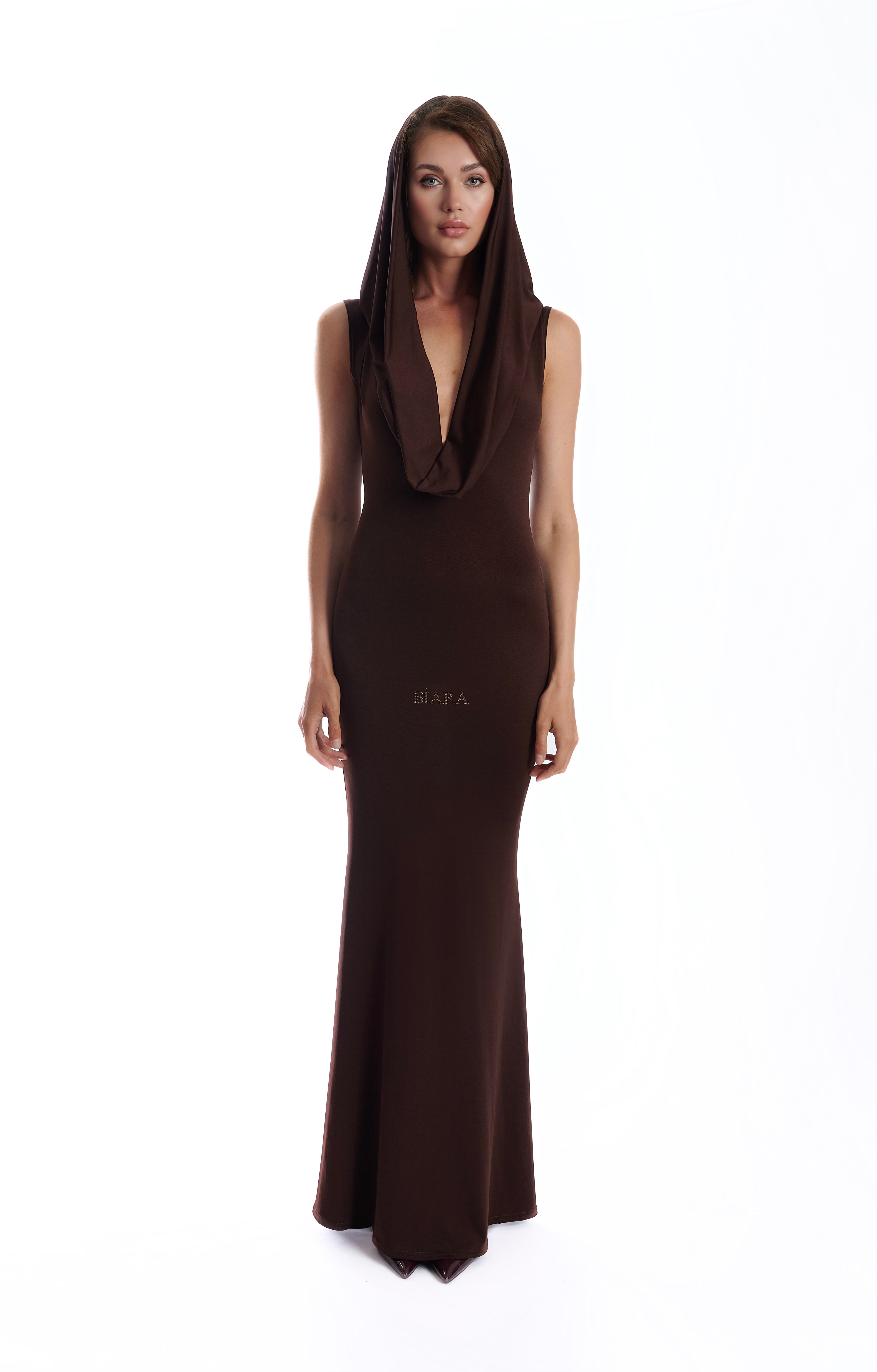LONG DRESS WITH A HOOD